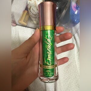 Emerald Facial Bronzer